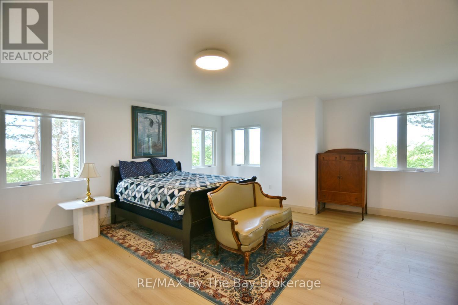 2946 92 COUNTY ROAD - 26