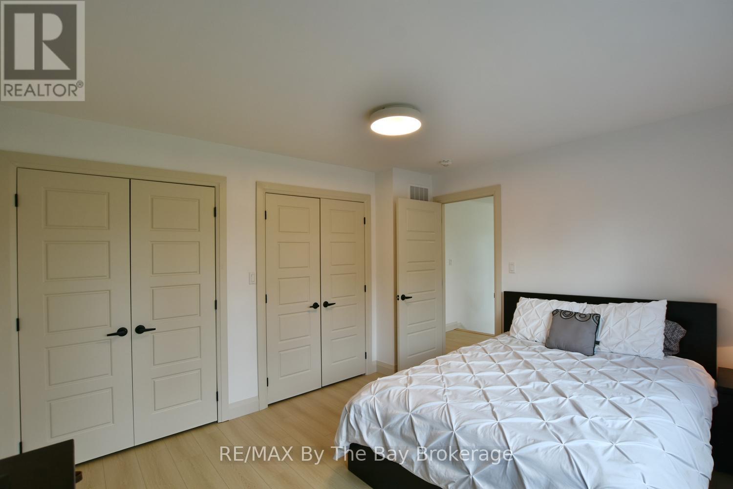2946 92 COUNTY ROAD - 31