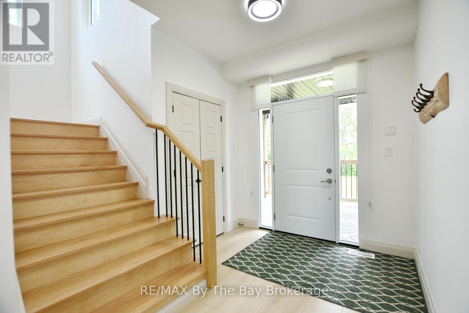 2946 92 COUNTY ROAD - 7