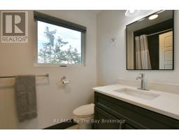 2946 92 County Road, Springwater, ON L9Z2X2 Photo 32