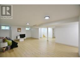 2946 92 County Road, Springwater, ON L9Z2X2 Photo 36
