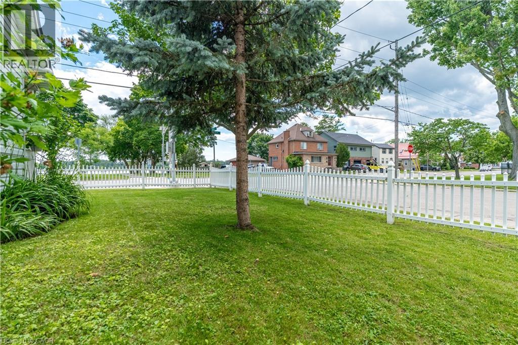 2-bedroom home for sale at 339 MAIN Street W, Dunnville ON · photo 44 of 51