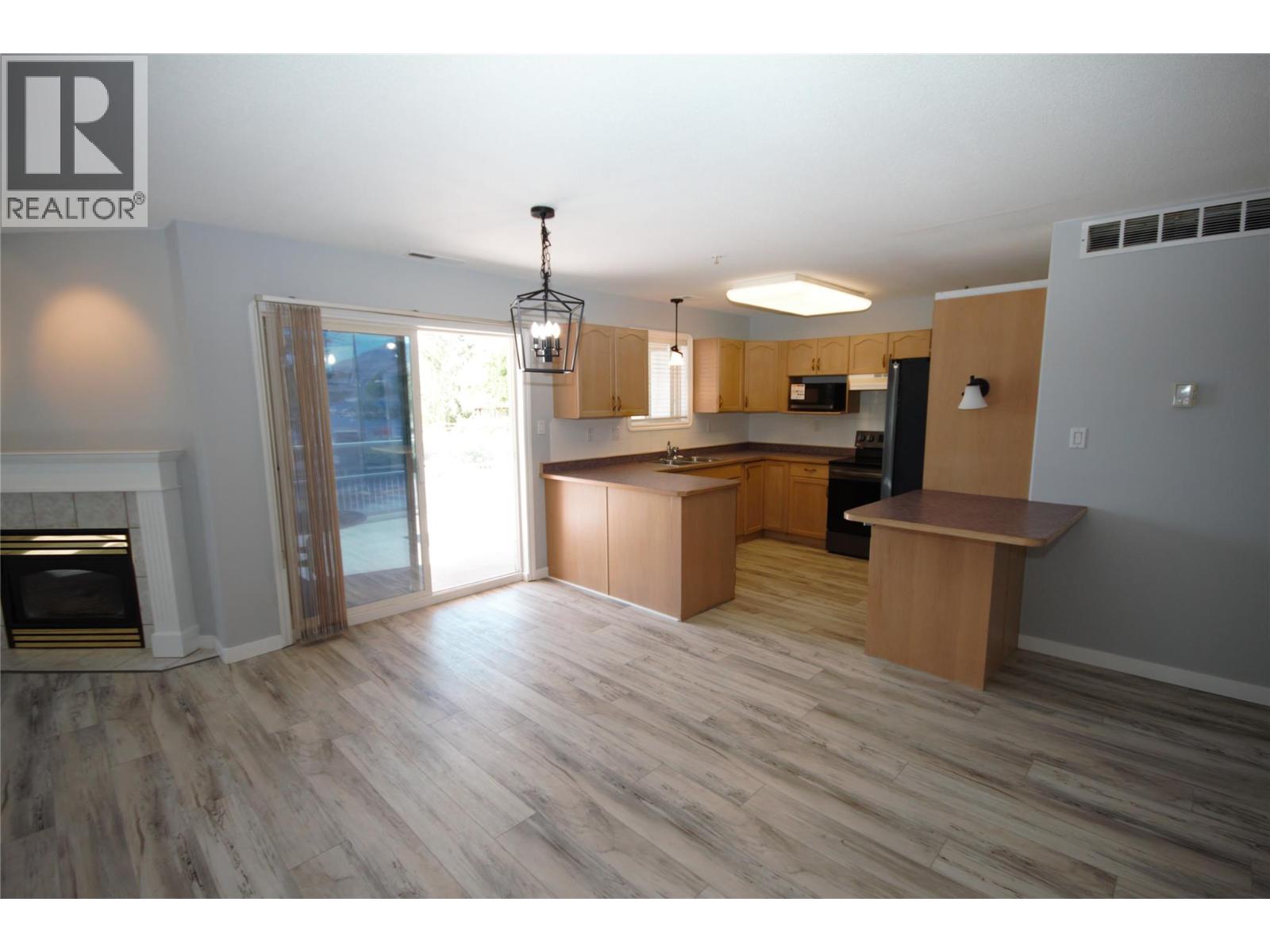 #100 6805 Cottonwood Drive - 5