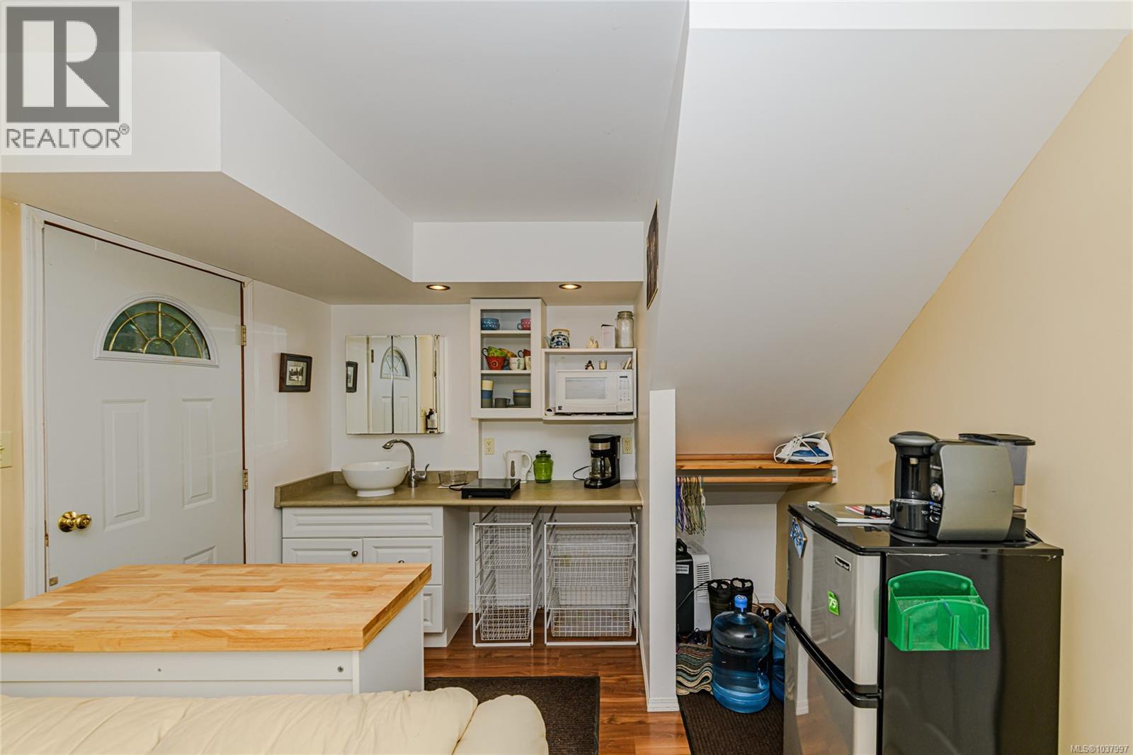 105 Byron Rd - 29
