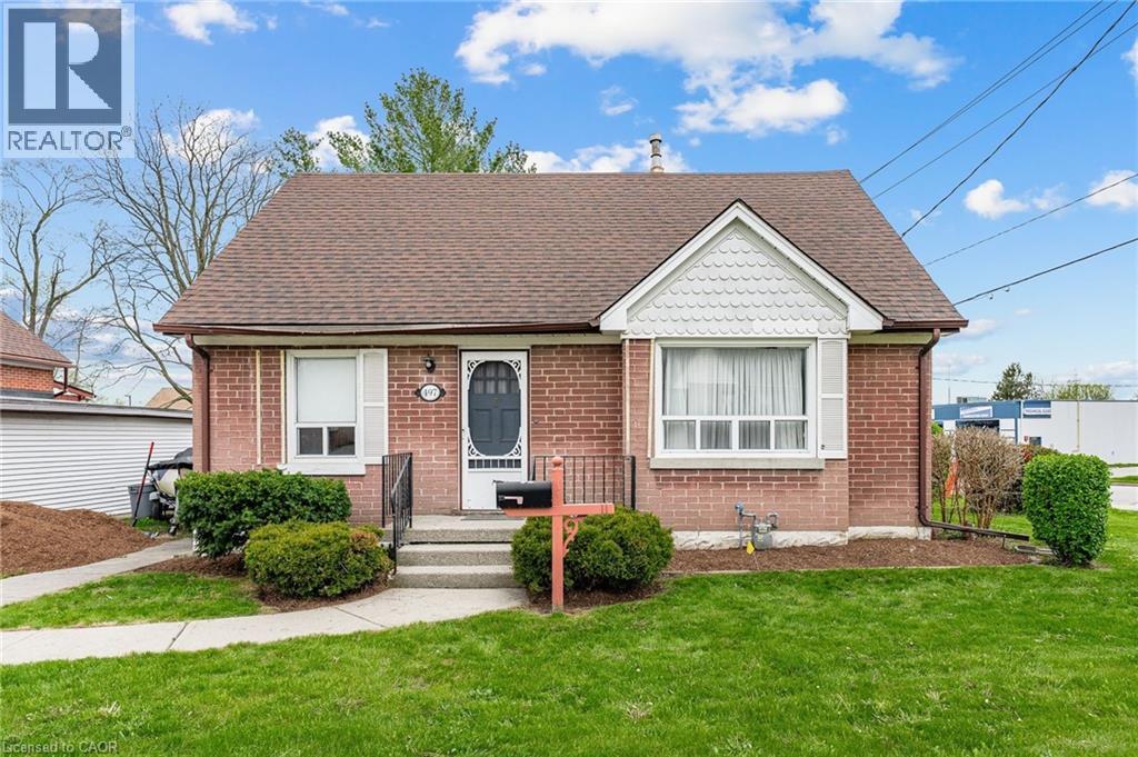 497 VICTORIA Street S - 1