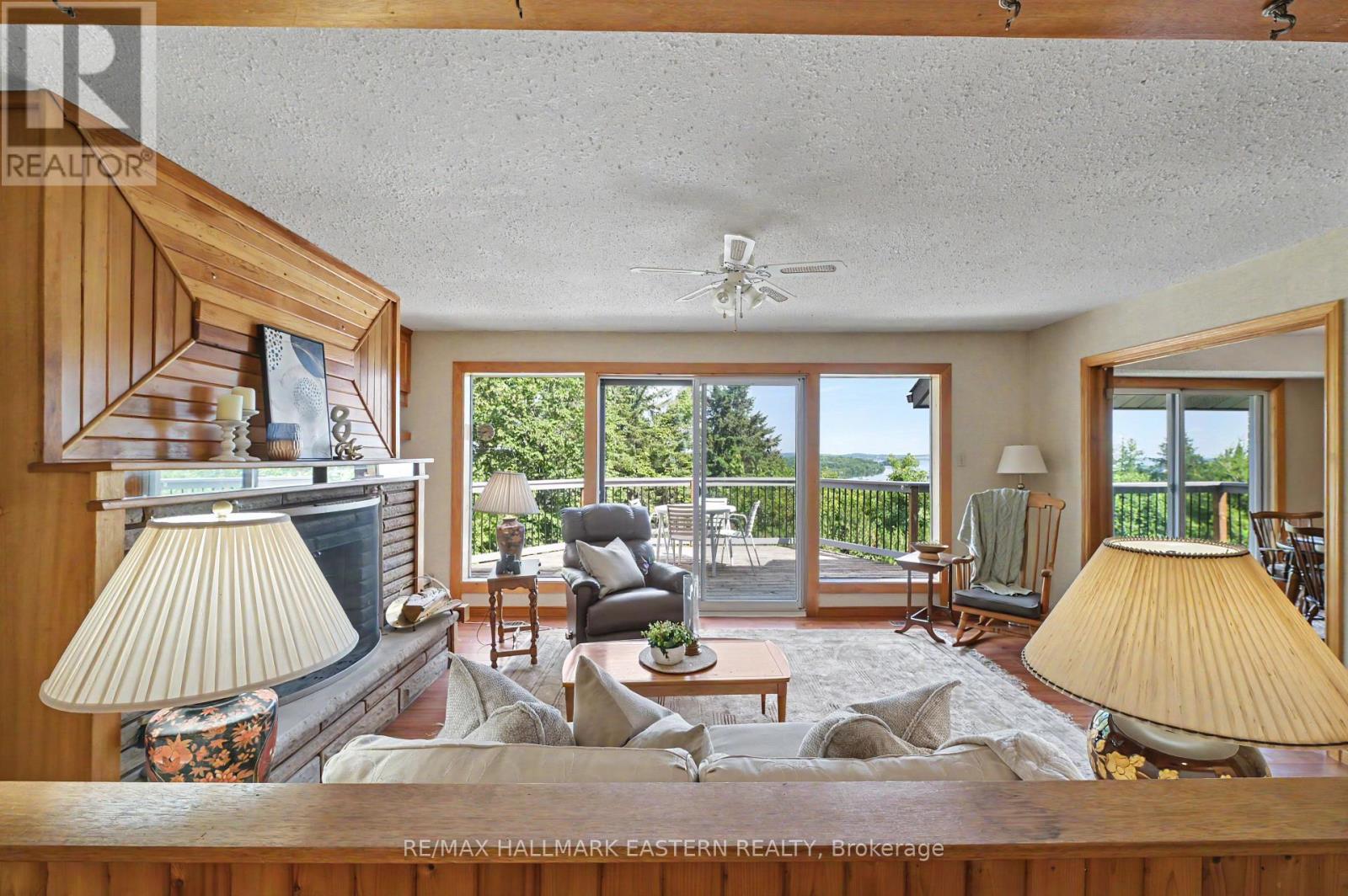 473 SUNSET CRESCENT - 17