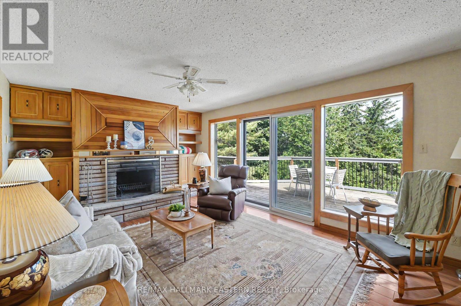 473 SUNSET CRESCENT - 23