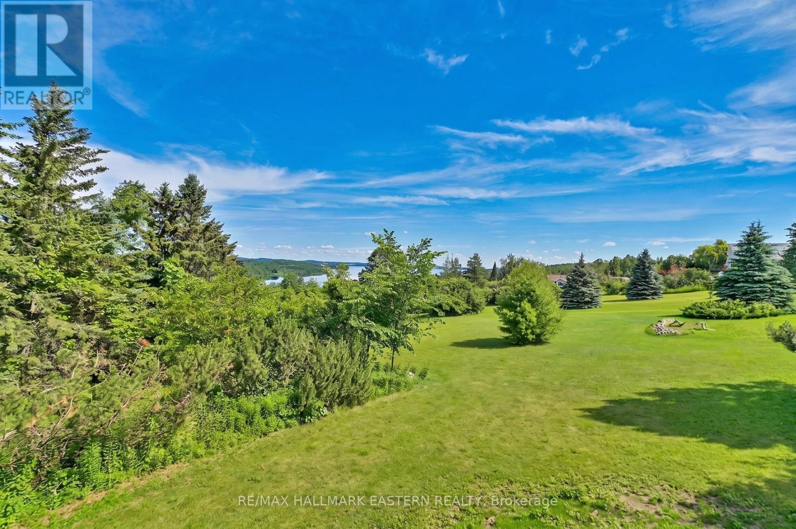473 SUNSET CRESCENT - 31