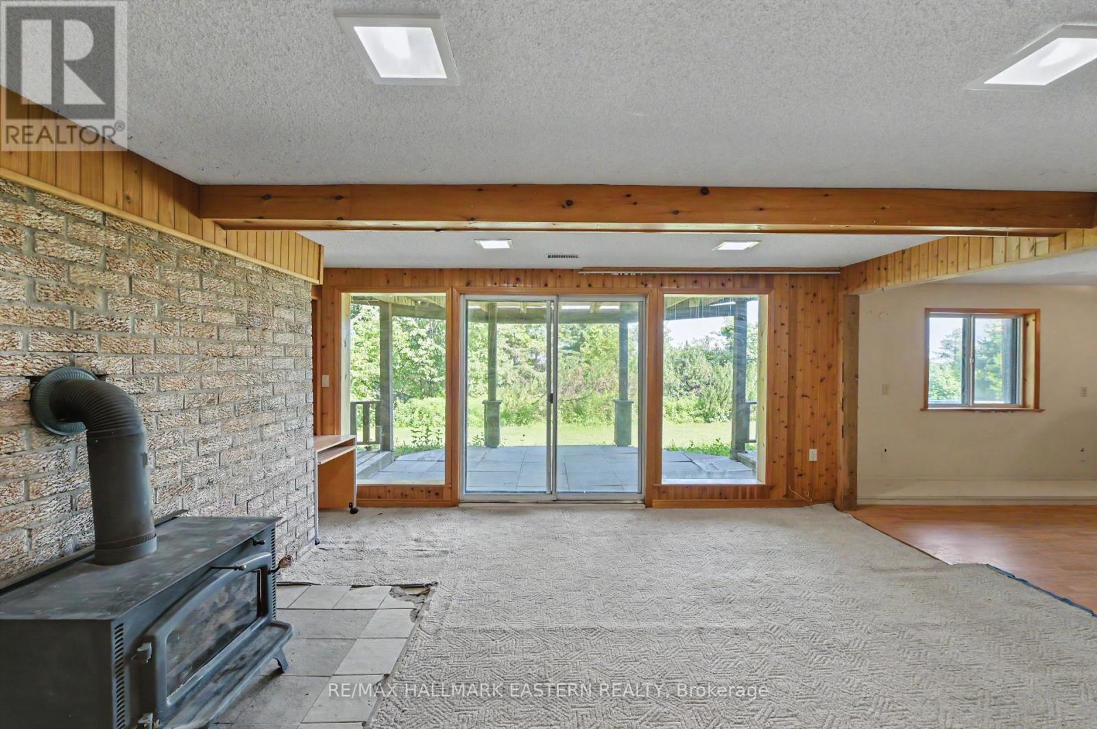 473 SUNSET CRESCENT - 36