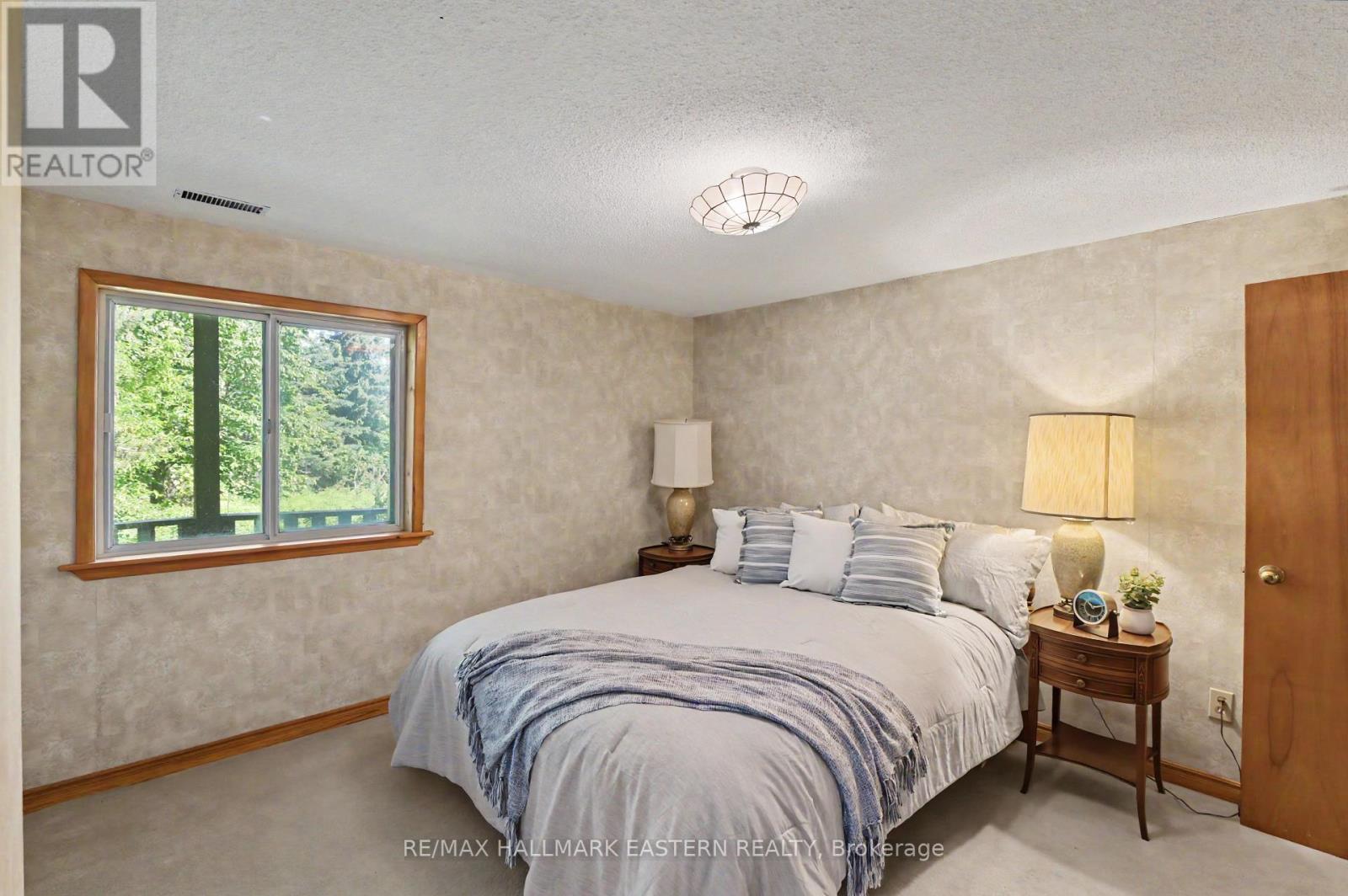 473 SUNSET CRESCENT - 42