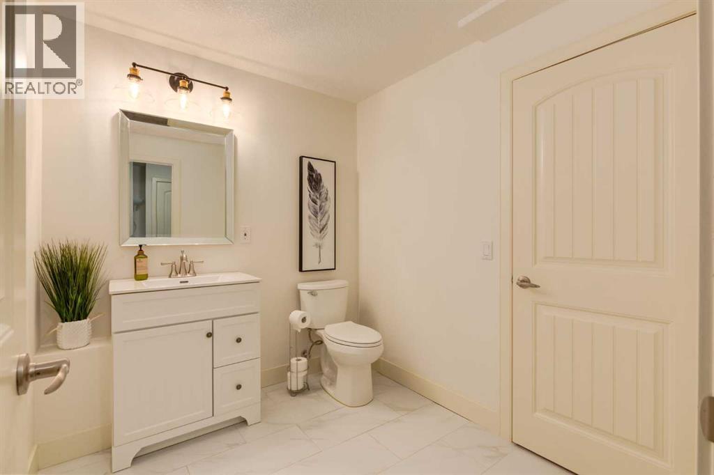 2421 1 Avenue NW — photo 41