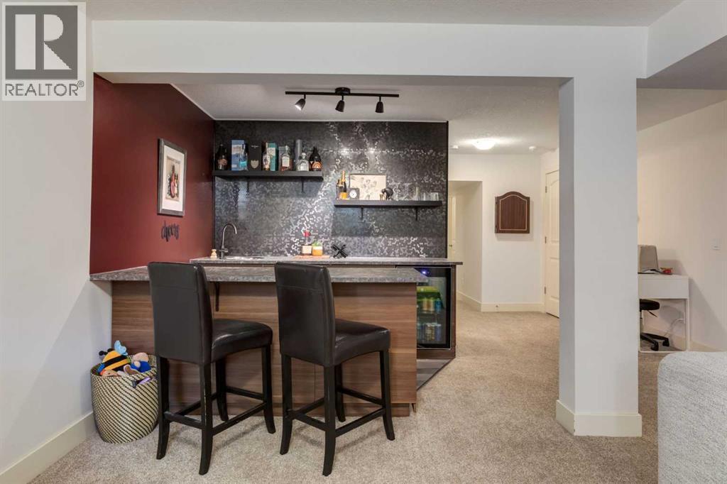 2421 1 Avenue NW — photo 39