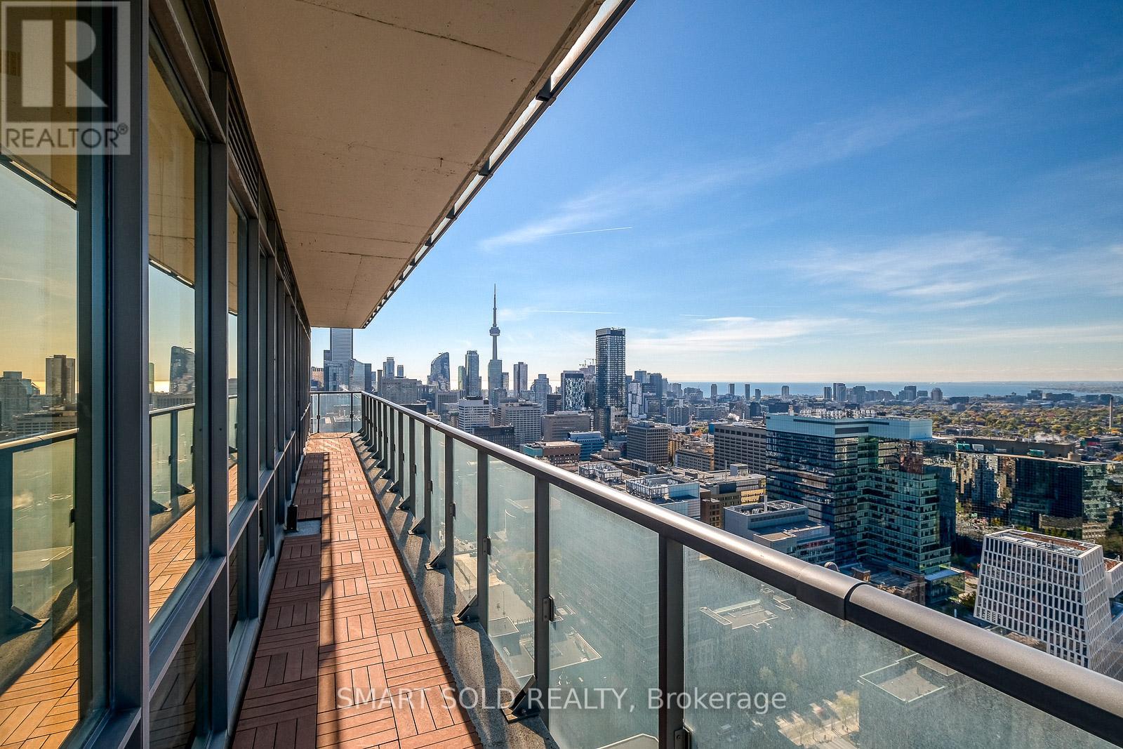 #4010 832 BAY STREET - Image 13