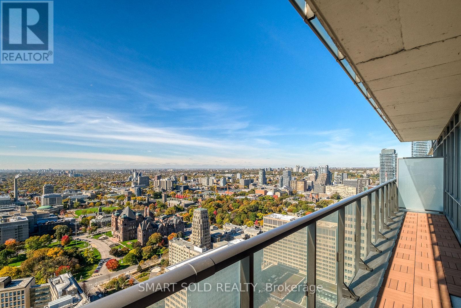 #4010 832 BAY STREET - Image 14