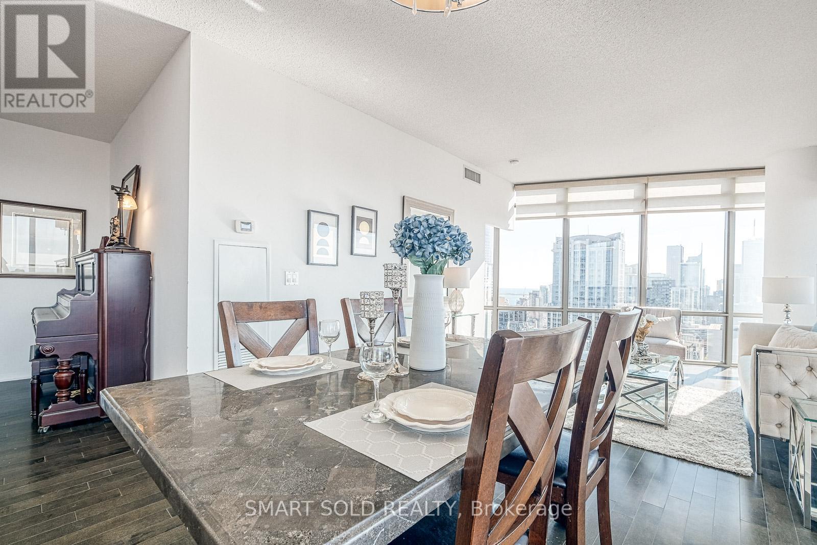 #4010 832 BAY STREET - Image 7
