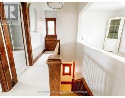 #upper - 98 Woodycrest Avenue, Toronto, ON M4J3A9 Photo 6