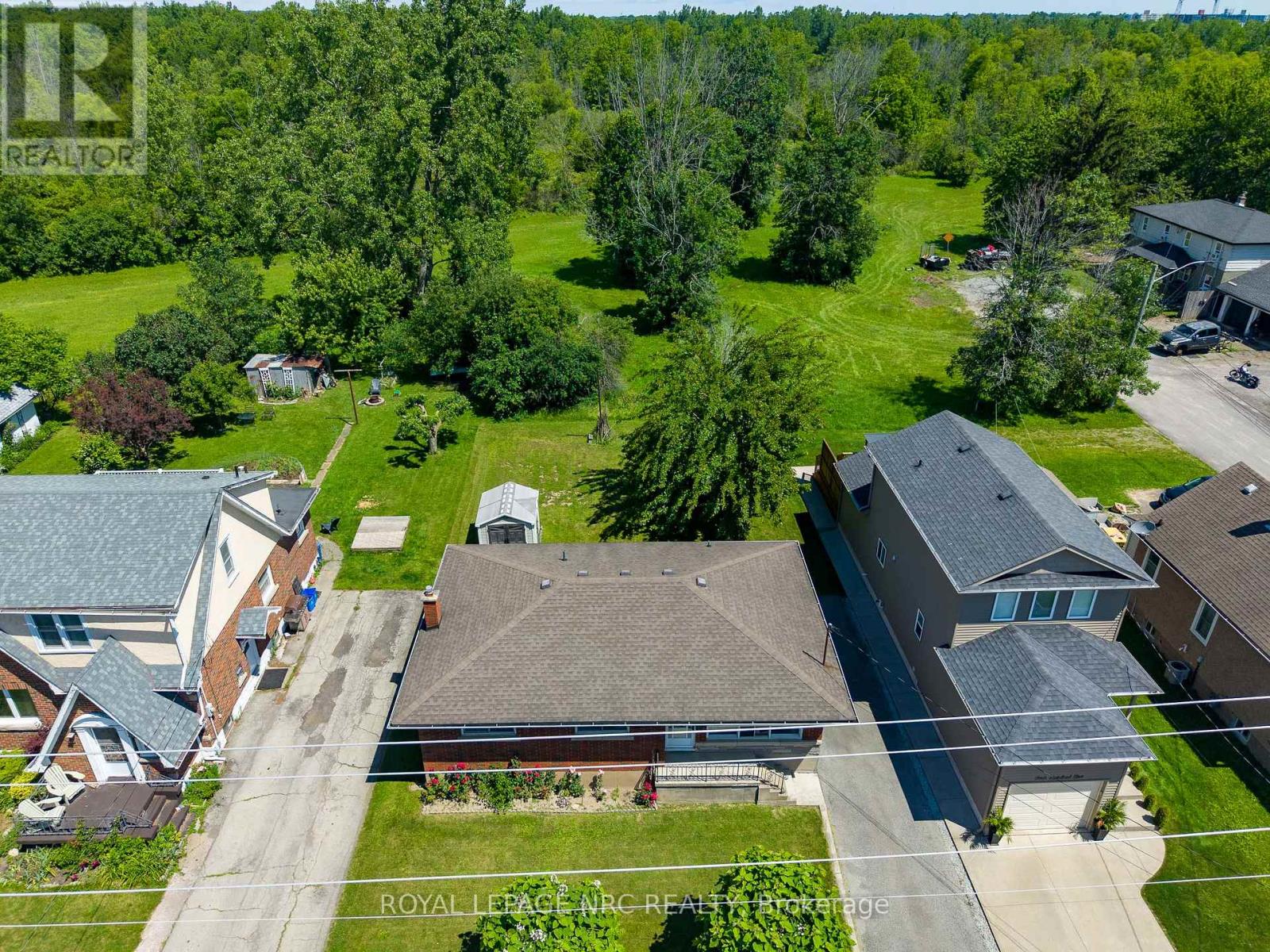 409 BROADWAY AVENUE - 26