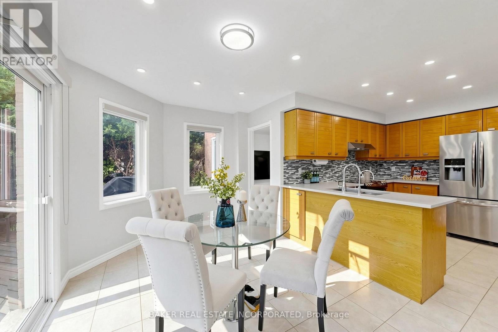 670 LESLIE VALLEY DRIVE - 17