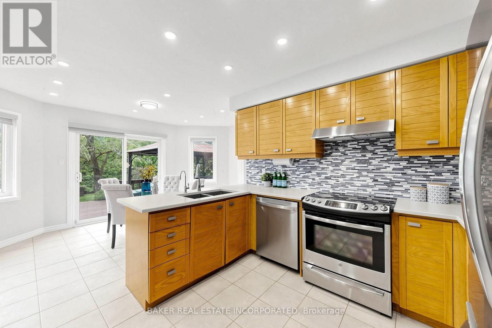 670 LESLIE VALLEY DRIVE - 20