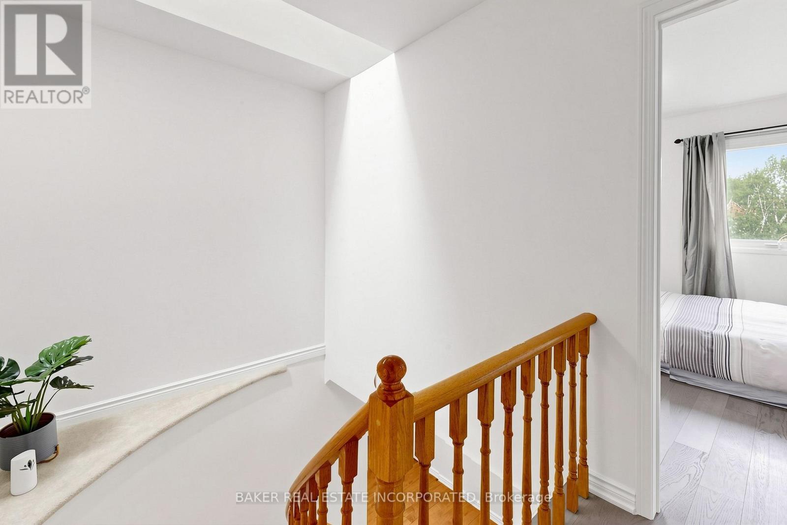 670 LESLIE VALLEY DRIVE - 25