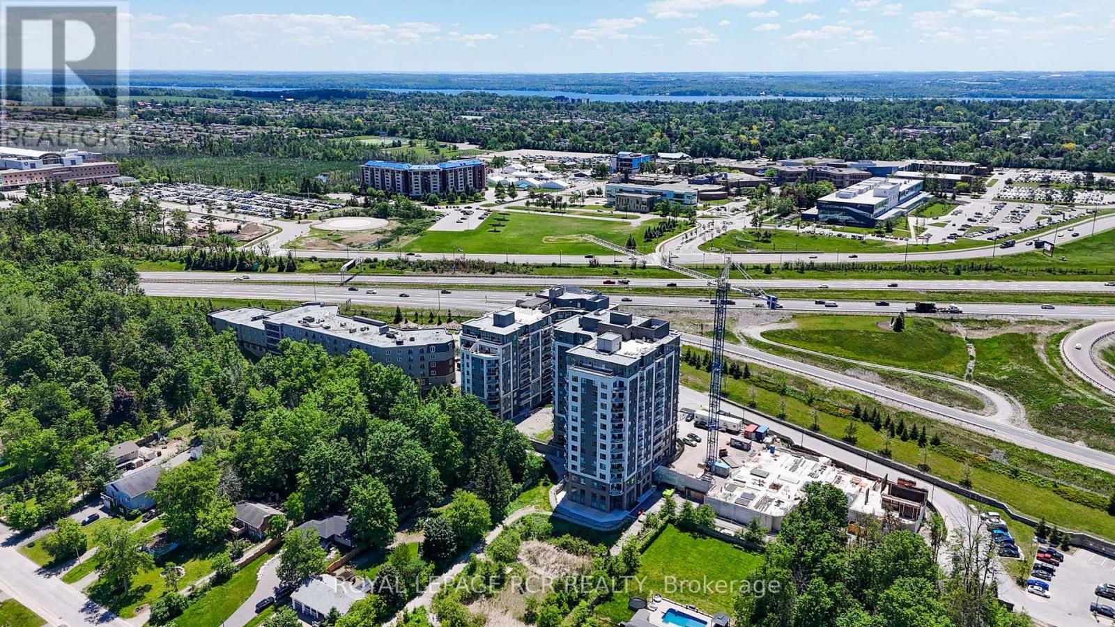 #1112 58 LAKESIDE TERRACE - 29