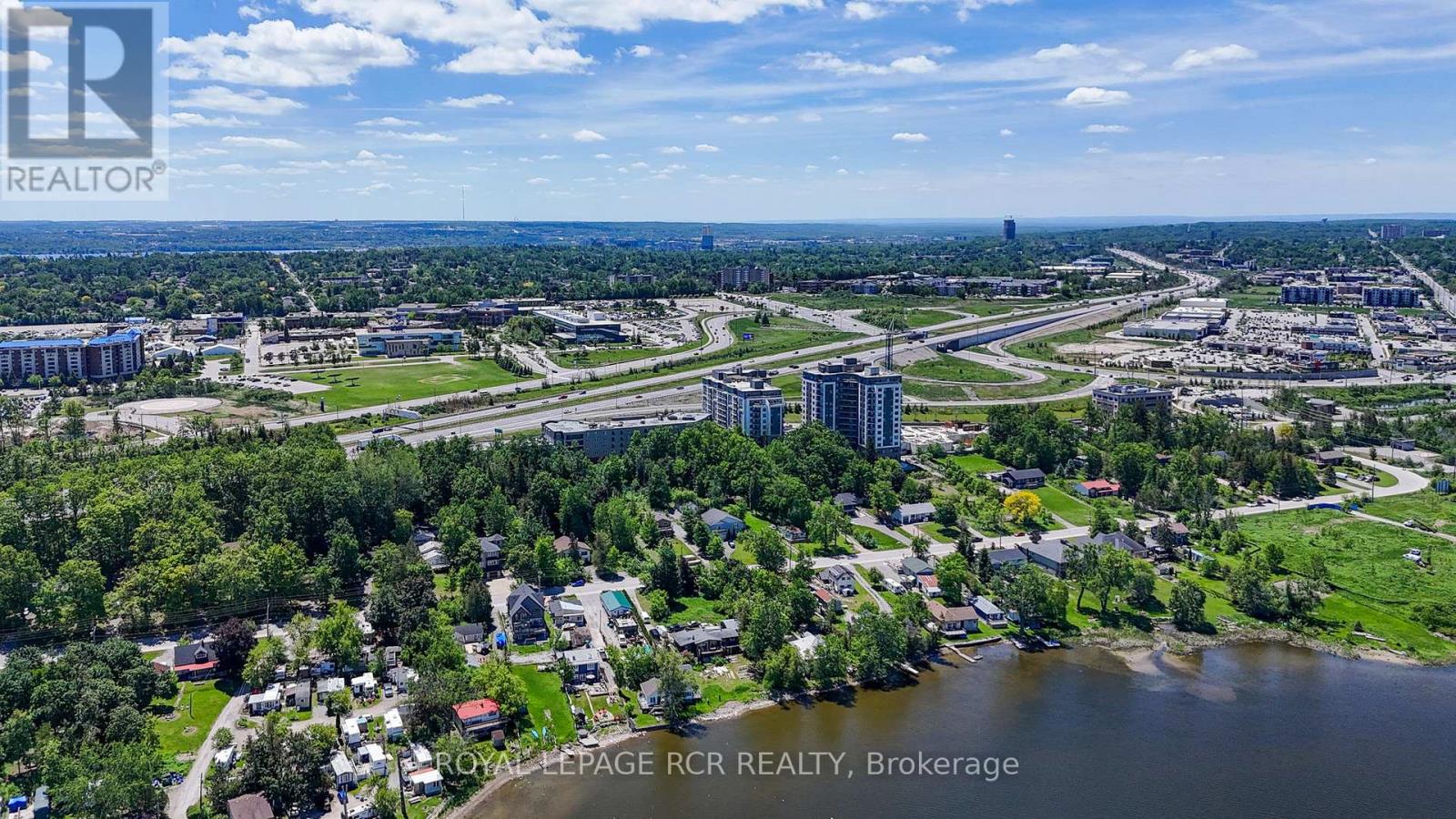 #1112 58 LAKESIDE TERRACE - 30
