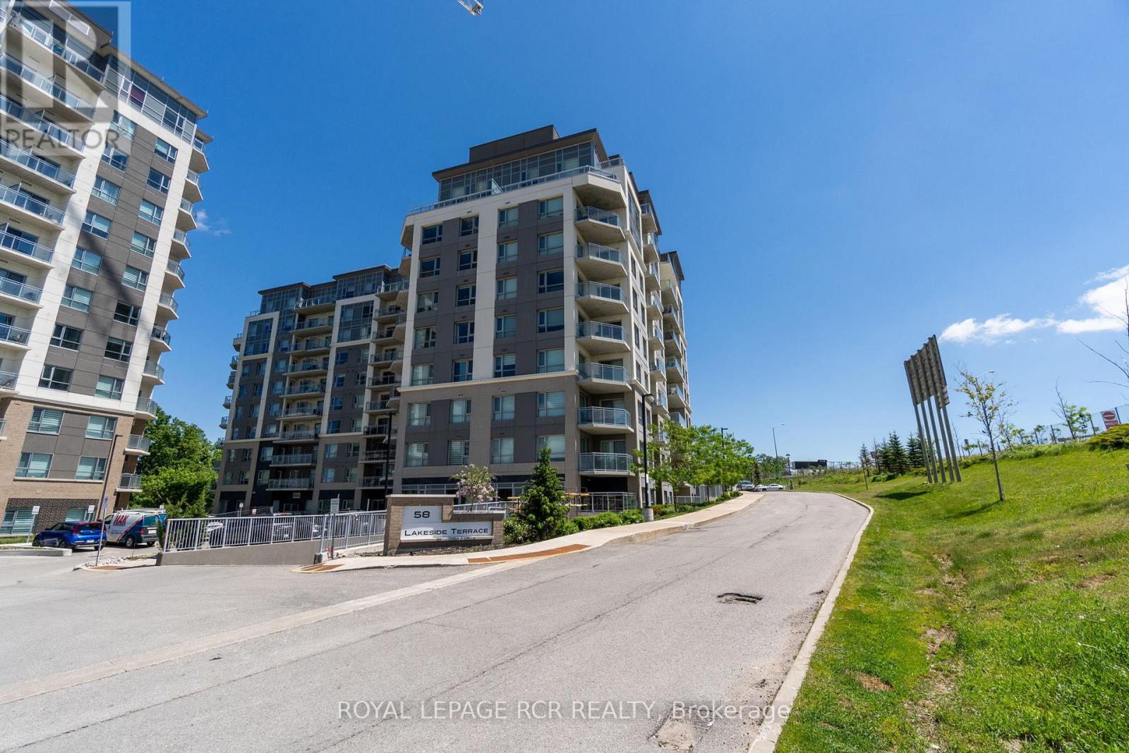 #1112 58 LAKESIDE TERRACE - 34