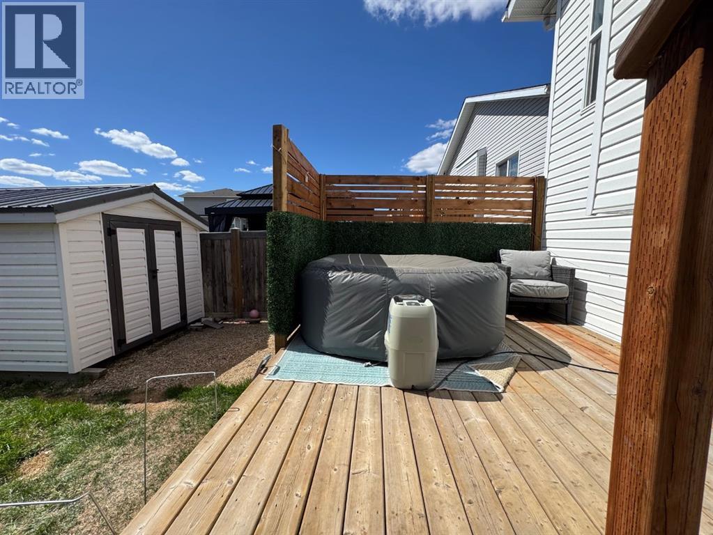 8645 122 Avenue - 23