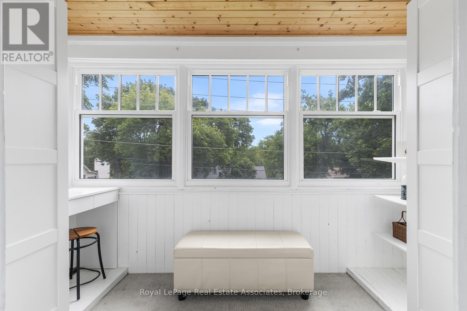 1807 BALSAM AVENUE - 27