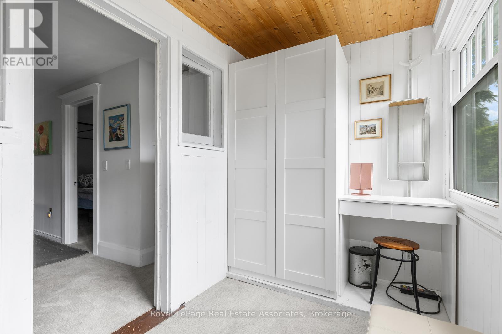 1807 BALSAM AVENUE - 29
