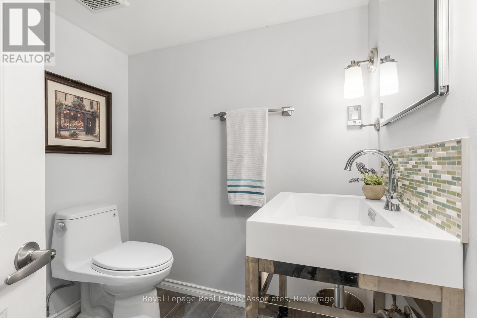 1807 BALSAM AVENUE - 41