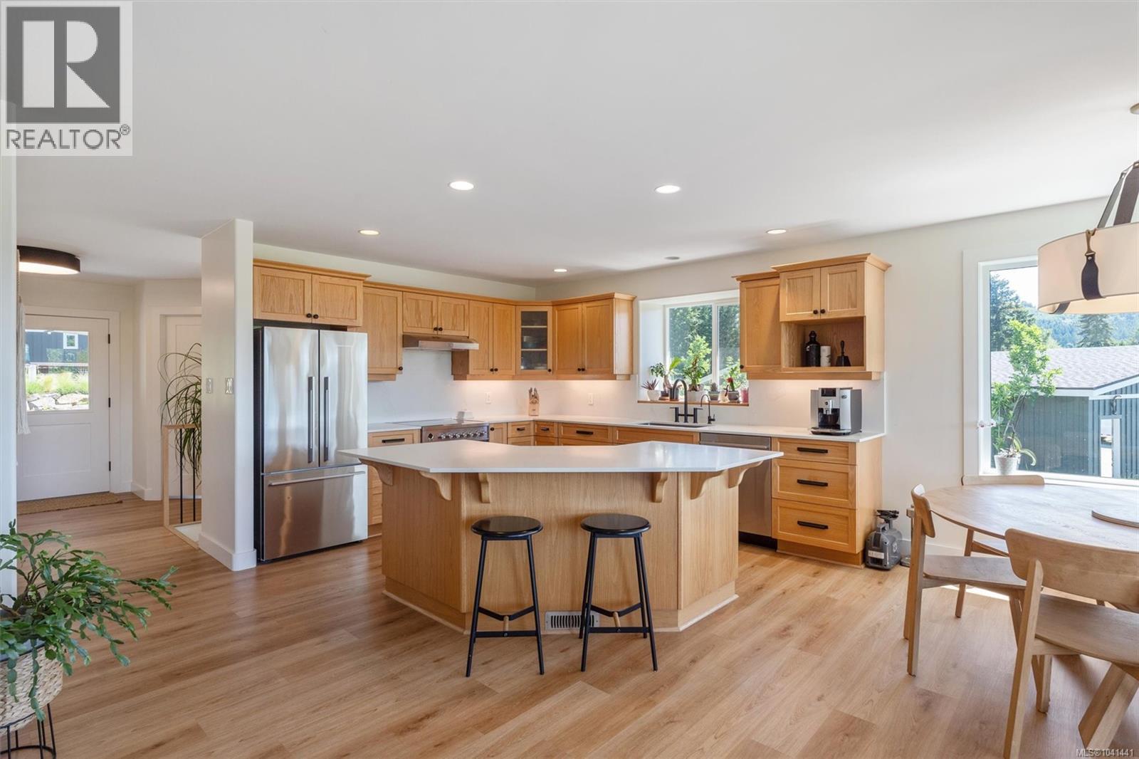 4370 Moss Rd - 12