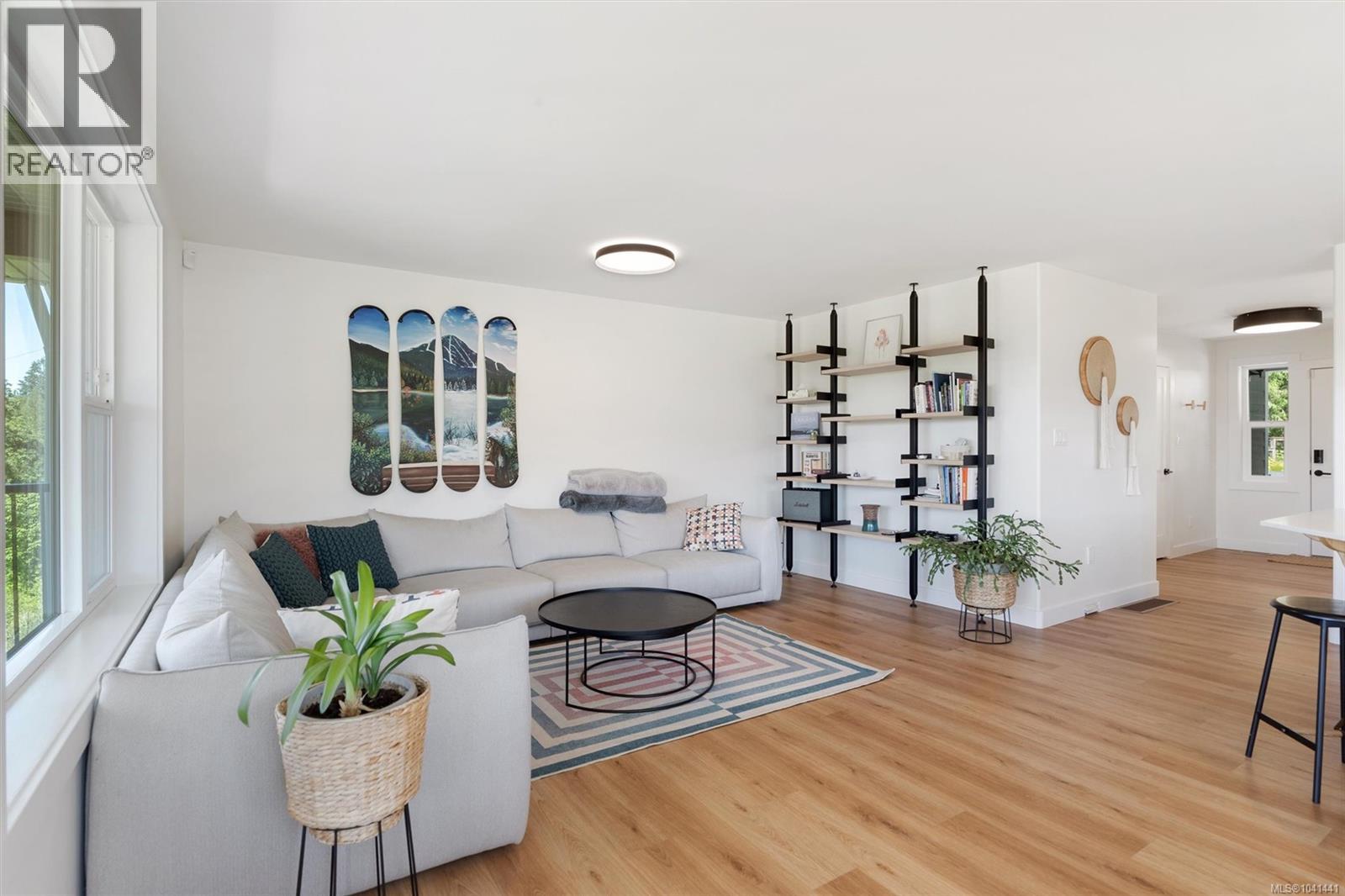 4370 Moss Rd - 23