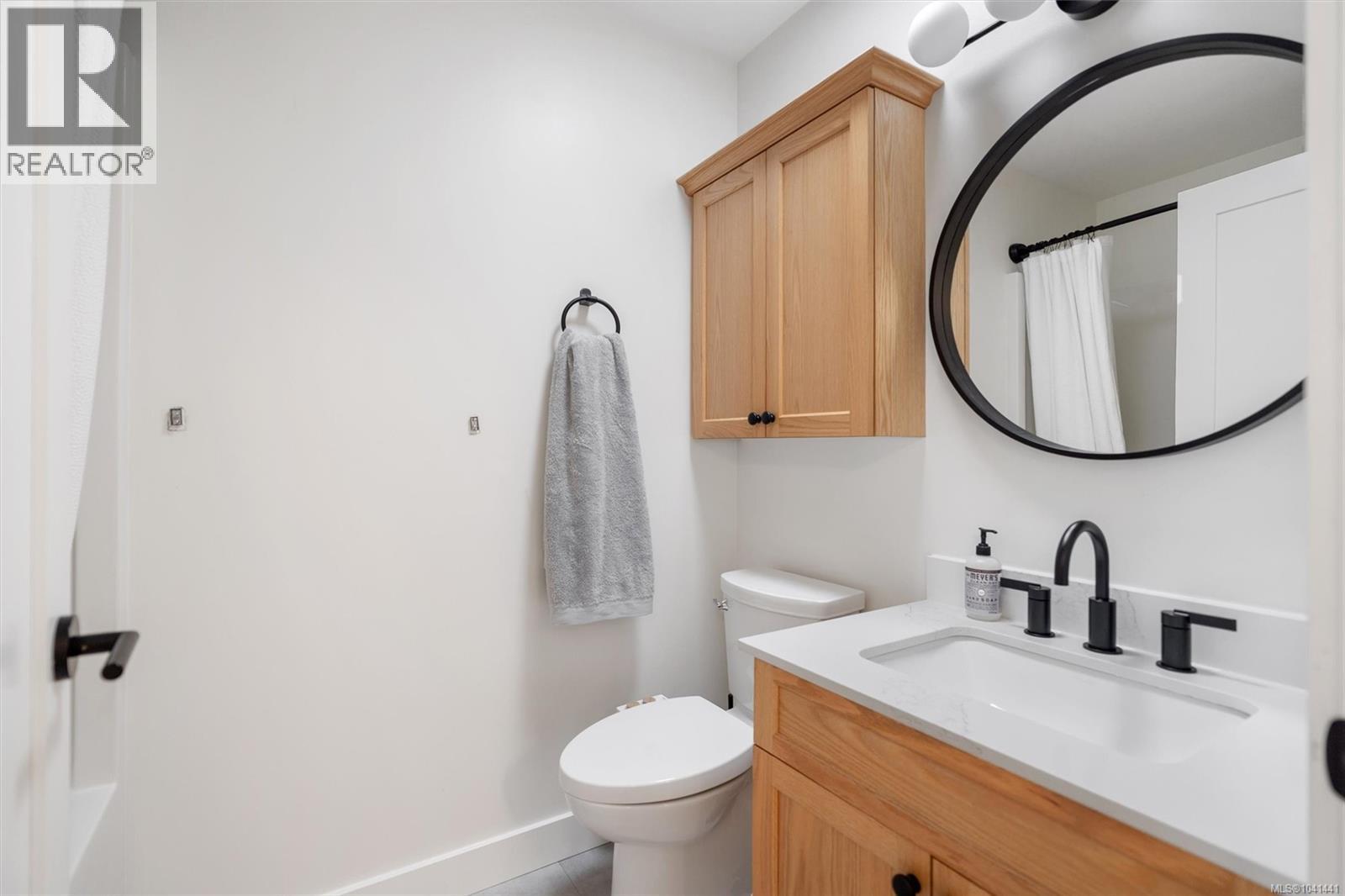 4370 Moss Rd - 24