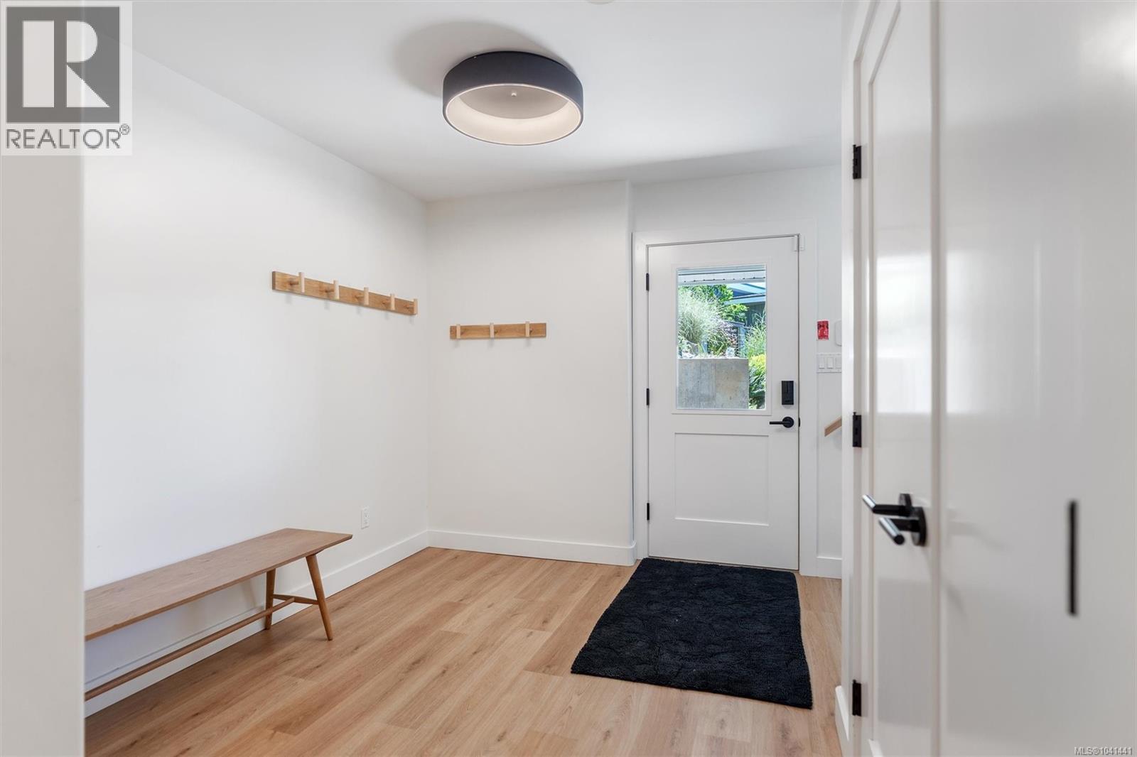 4370 Moss Rd - 38