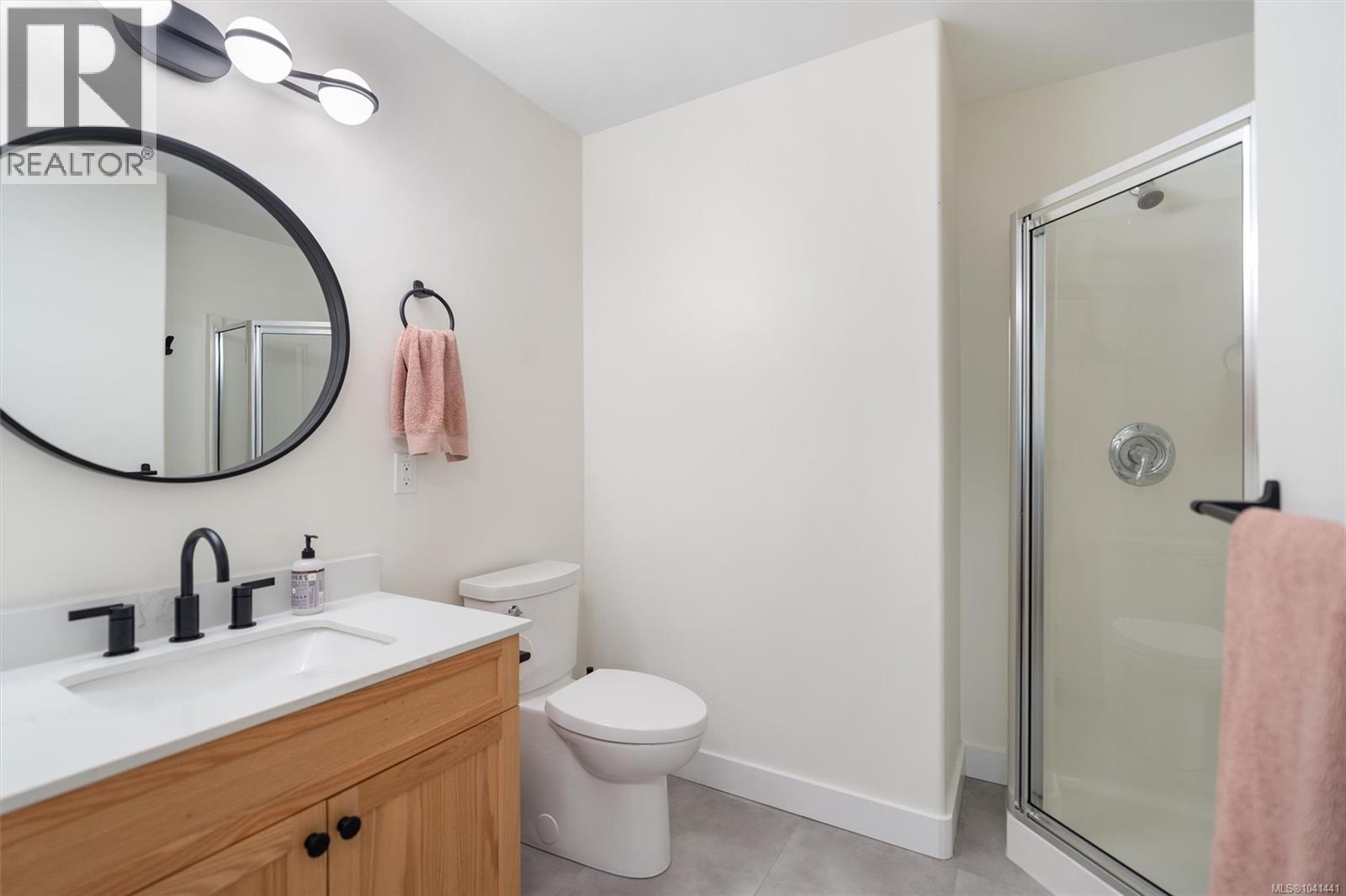 4370 Moss Rd - 39