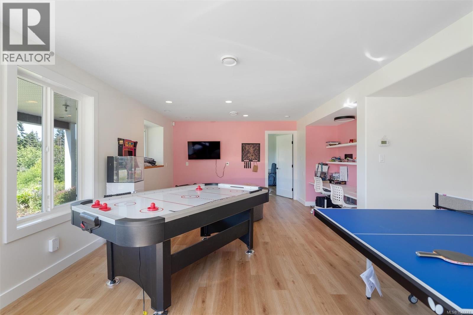 4370 Moss Rd - 41