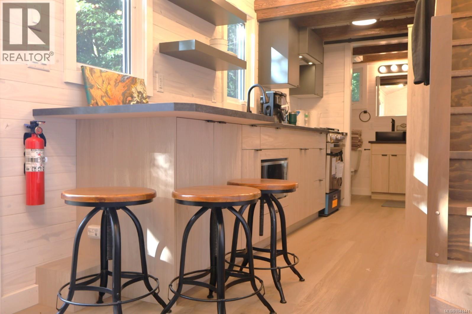 4370 Moss Rd - 70