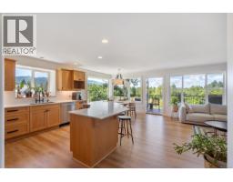 Kitchen - 4370 Moss Rd, Duncan, BC V9L6M4 Photo 11