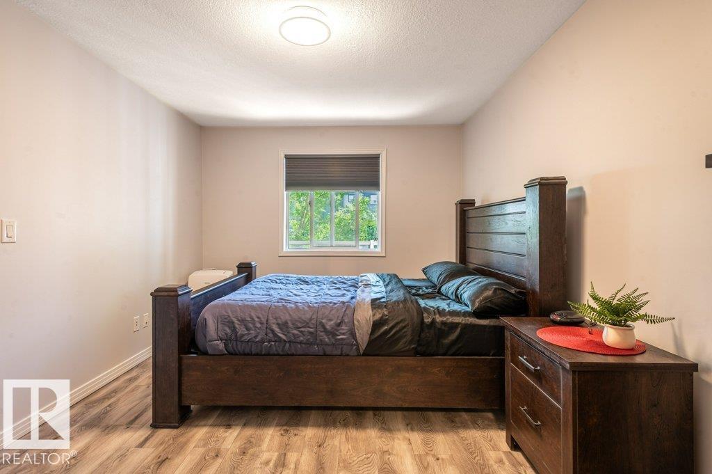 #214 5005 165 AV NW - 26