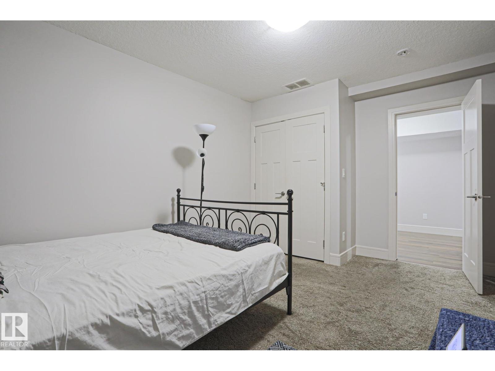 4642 CHARLES WY SW — photo 27