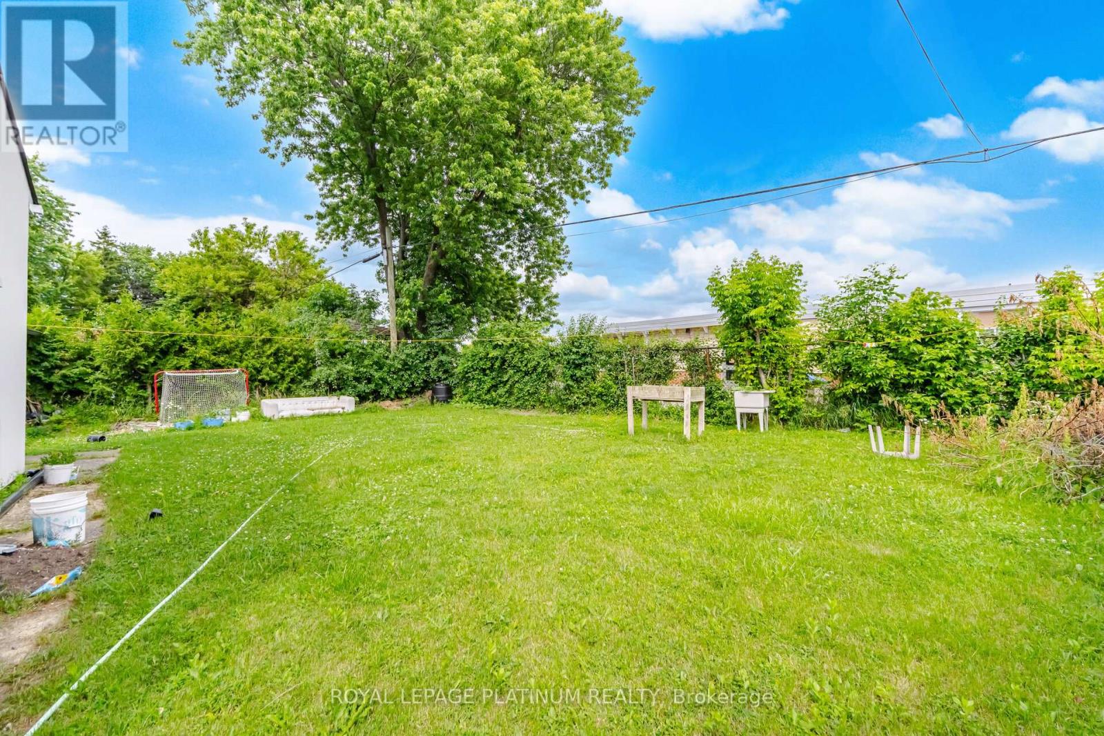 19 GOLDING AVENUE - 31