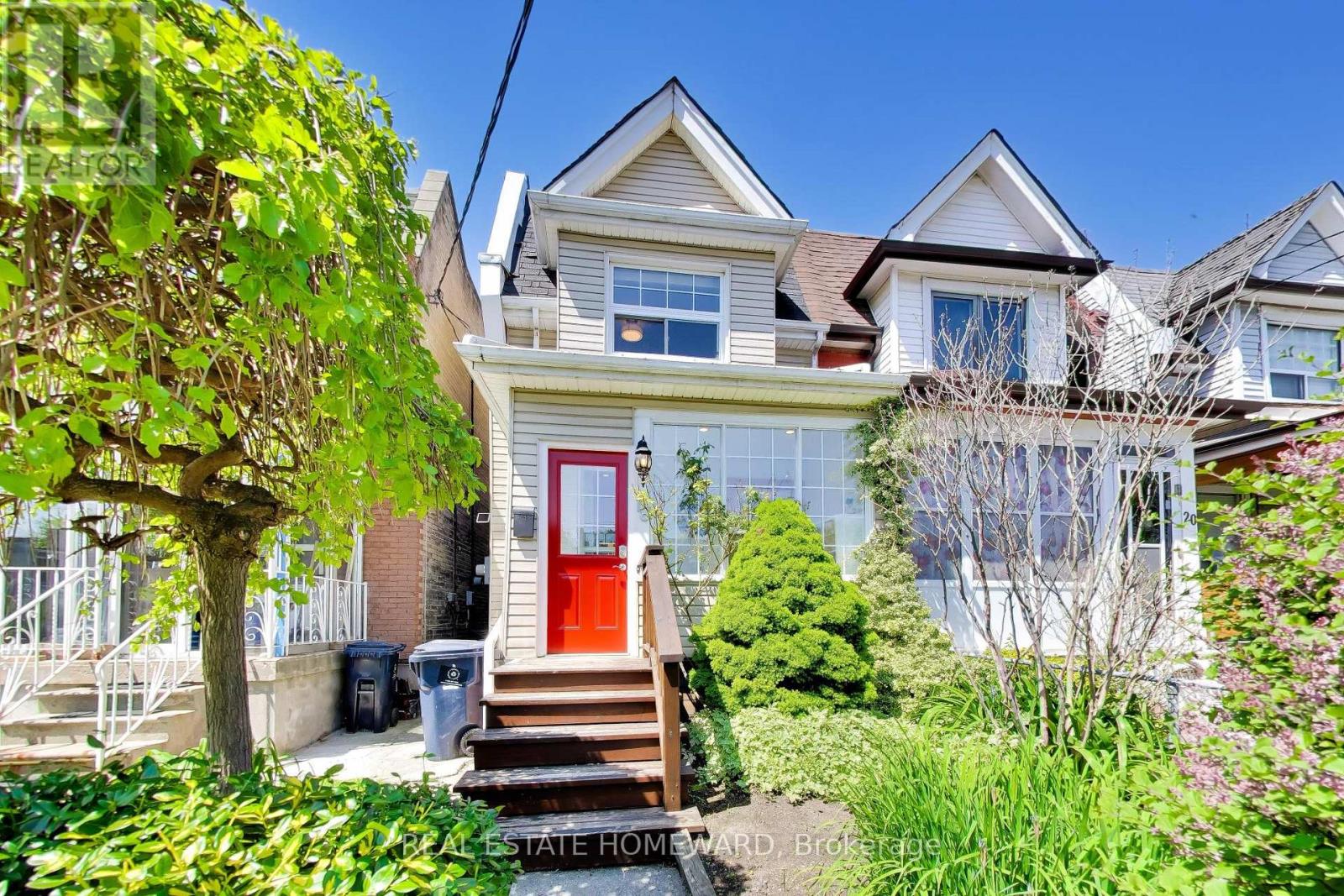18 BRITANNIA AVENUE - 1