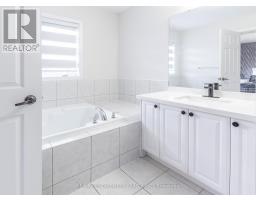 32 Hedges Crescent, Hamilton, ON L8J1X5 Photo 13