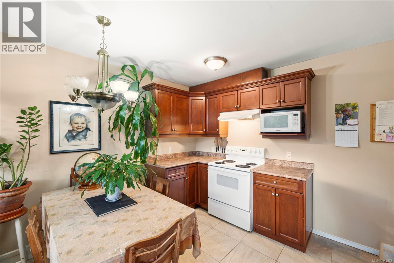 2614 Scott St - 16
