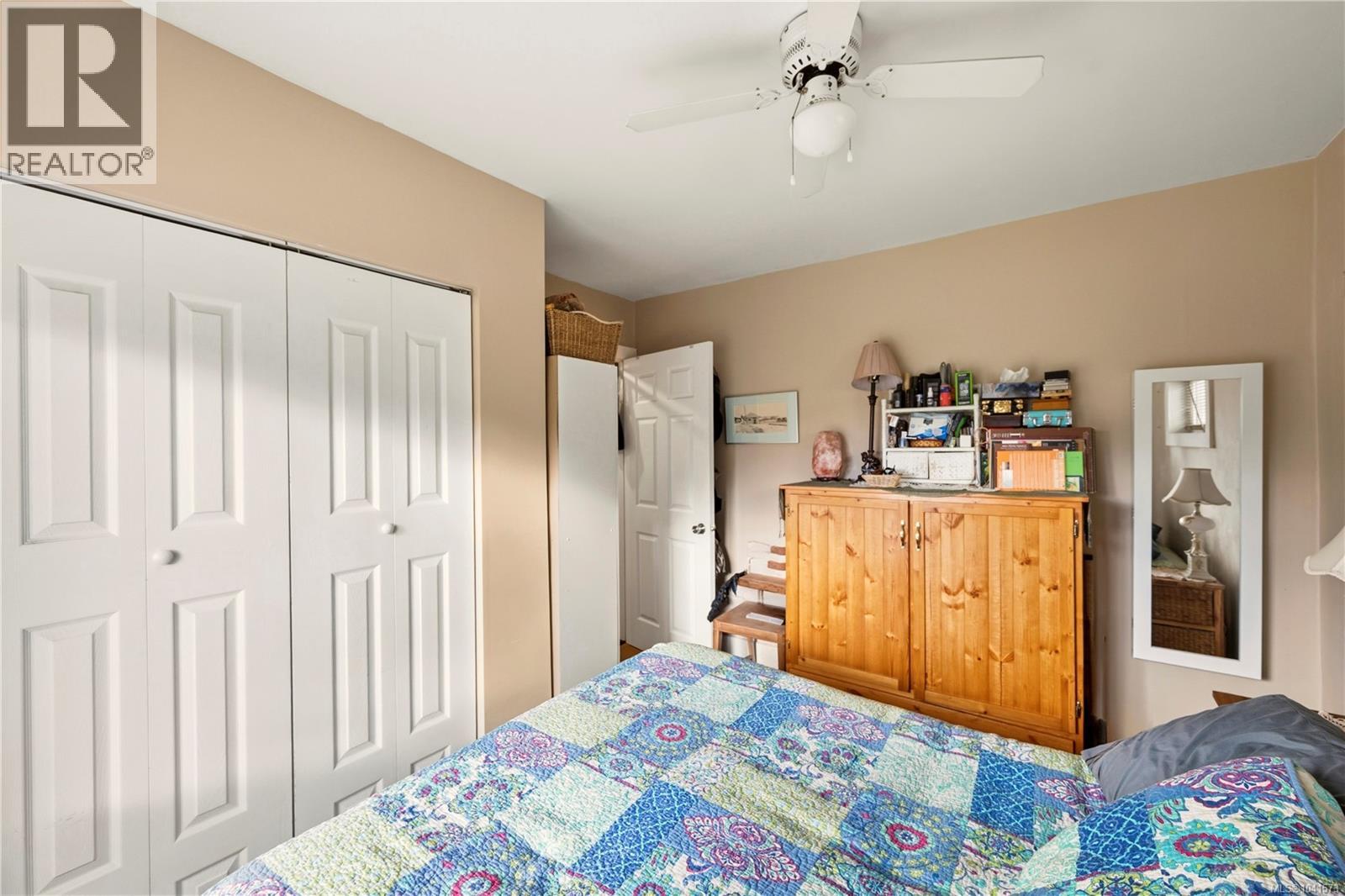 2614 Scott St - 18