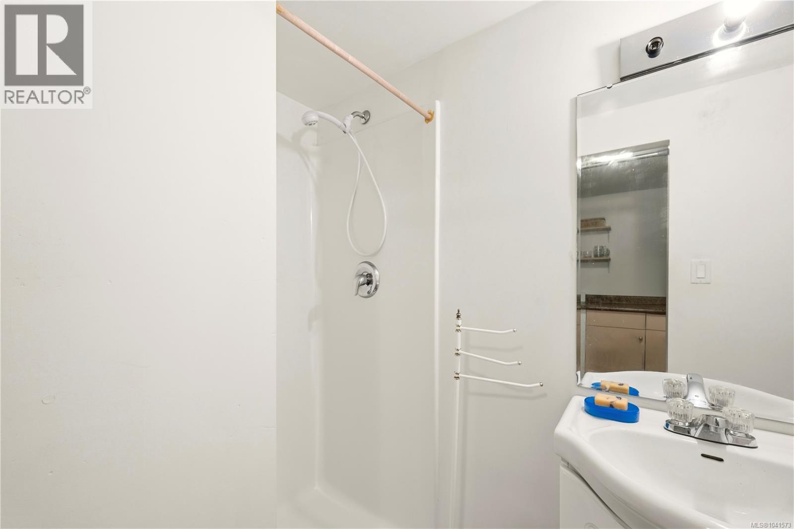 2614 Scott St - 29