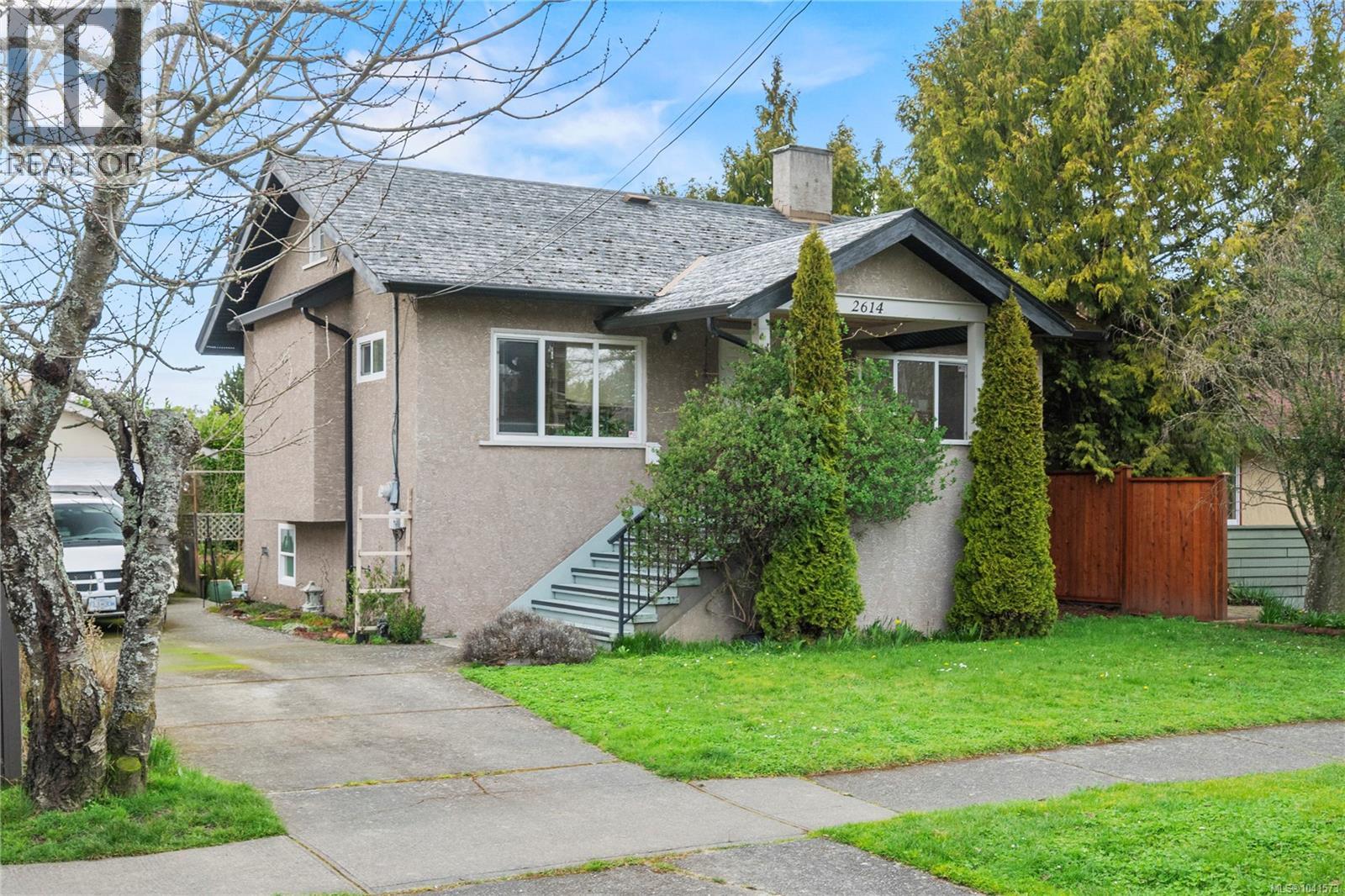 2614 Scott St - 4