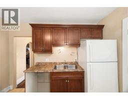 Storage - 2614 Scott St, Victoria, BC V8R4H9 Photo 12