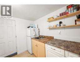 2614 Scott St, Victoria, BC V8R4H9 Photo 27